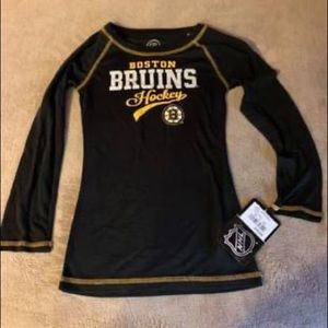 Clothing/Girls Licensed NHL Tee